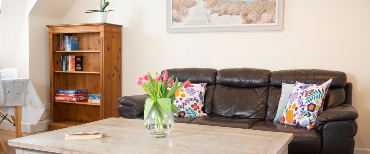 coffee table with flowers