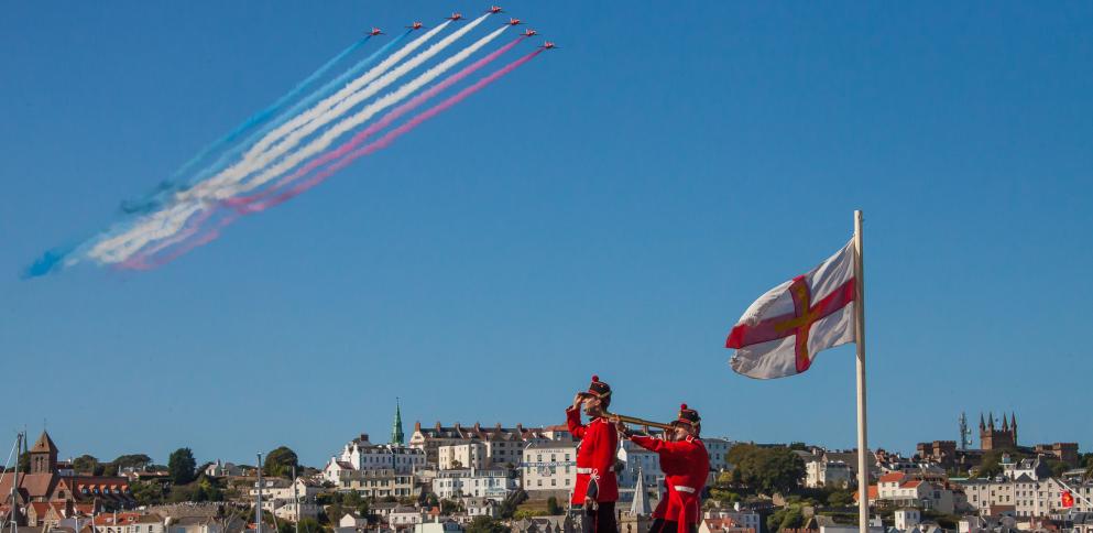 Red arrows