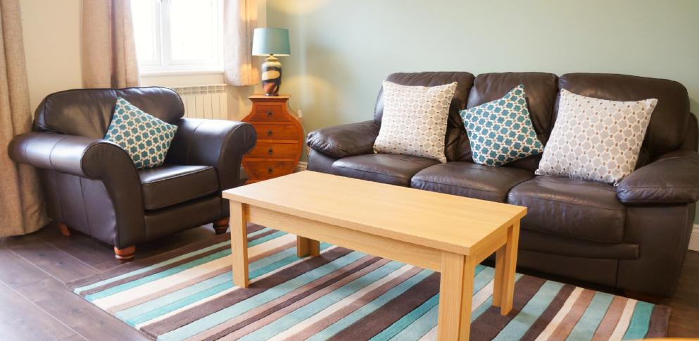 Living room in the superior two-bedroom cottage